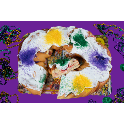 Strawberry Cream Cheese Filled King Cake - Parade Kit